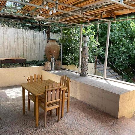 Guest House Yerevan Exterior photo